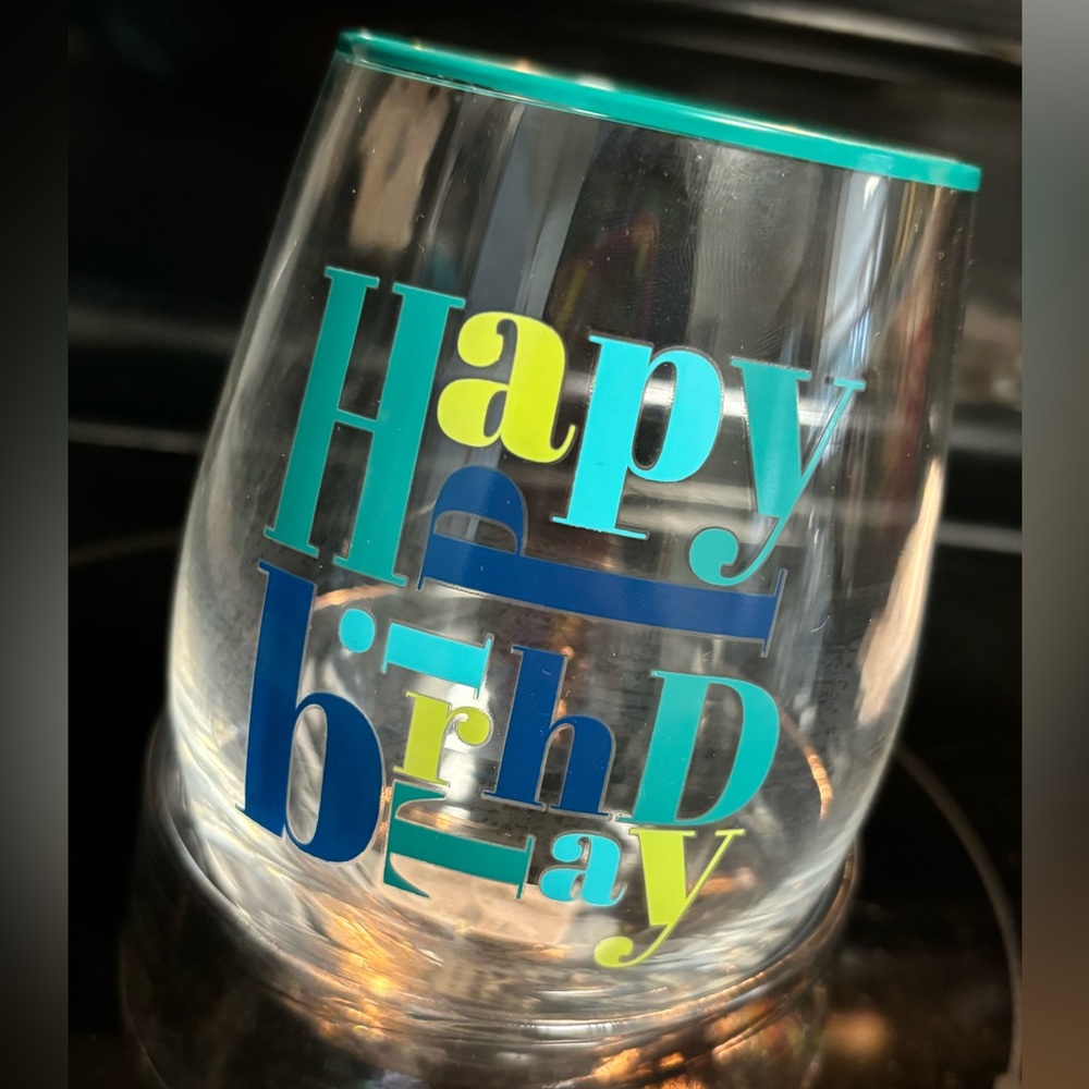 Happy Birthday wine glass and napkins